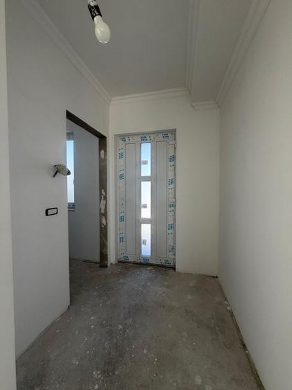 Duplex cu 5 camere cu Canalizare în Săcălaz