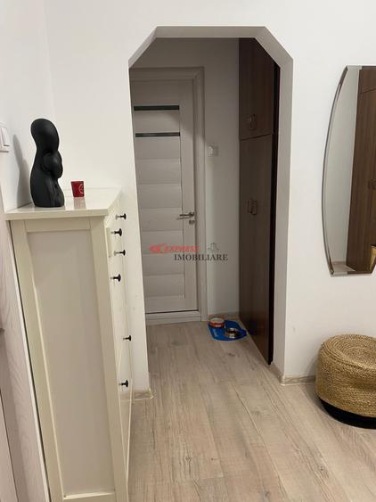 Apartament cu 4 camere semidecomandat în Dristor
