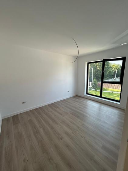 Apartament cu 3 camere decomandat în Găgeni