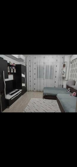 Apartament cu 2 camere semidecomandat în Chiajna