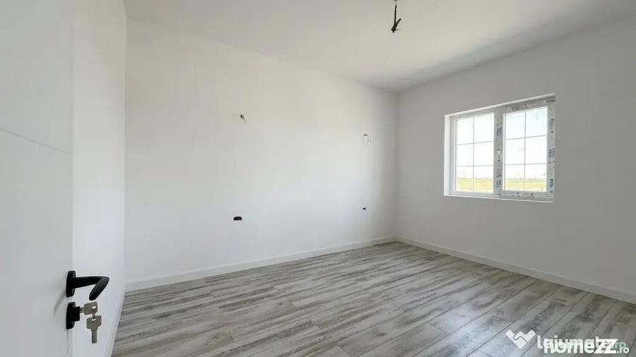 Casă cu 3 camere cu Teren 260 Mp în Central