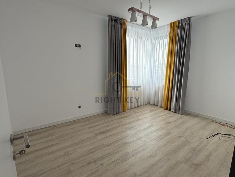 Casă individuală cu 4 camere cu Teren 250 Mp în Clinceni