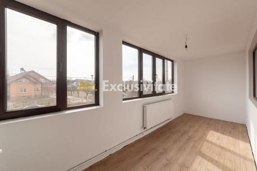 Casă cu 5 camere cu Teren 4563 Mp în Bughea de Sus
