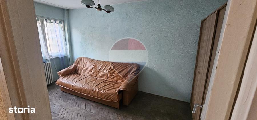 Apartament cu 2 camere în Parincea