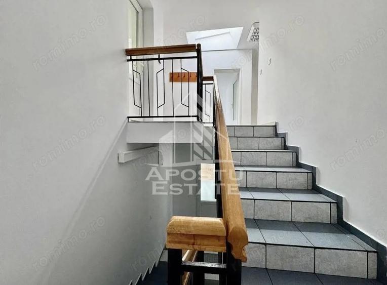 Casă cu 7 camere cu Teren 500 Mp în Bălcescu