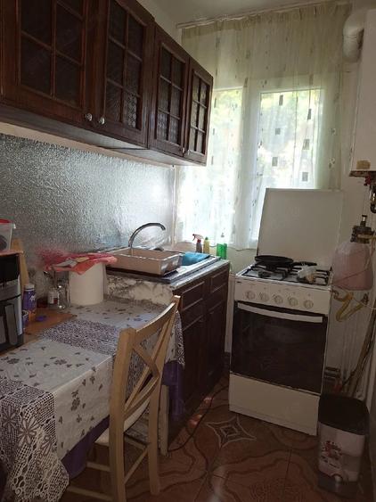 Apartament cu 2 camere semidecomandat în Exterior Vest
