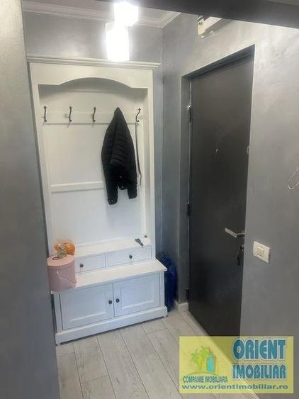 Apartament cu 3 camere decomandat în Dacia