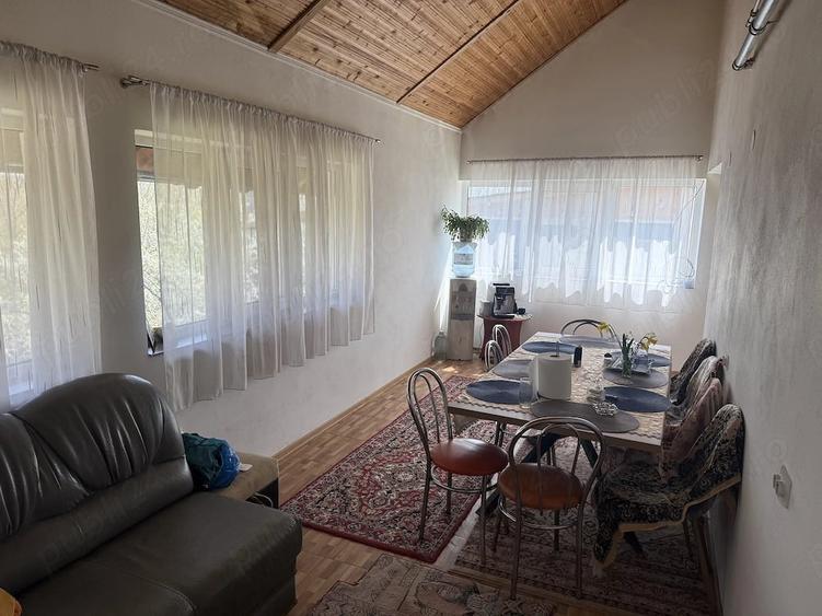 Casă cu 6 camere cu Teren 2000 Mp în Băbana