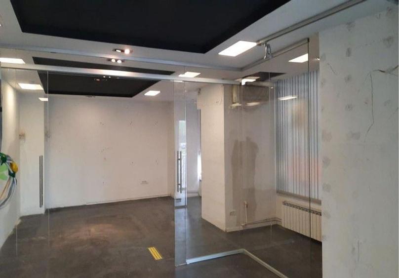 Spațiu comercial, de 174.03999328613 mp, în Știrbei Vodă