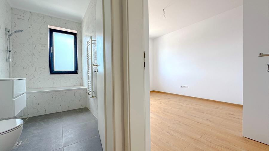 Apartament cu 2 camere decomandat în Sânpetru