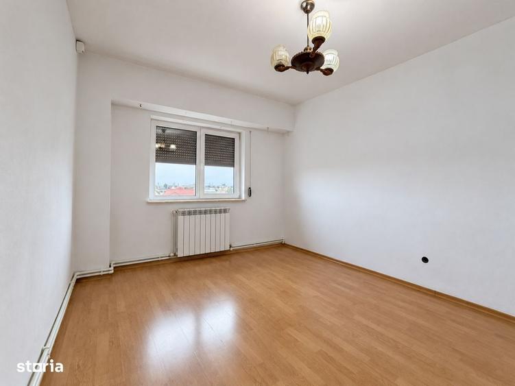 Apartament cu 4 camere în Trocadero