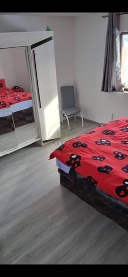 Casă individuală cu 5 camere cu Canalizare în Exterior Nord