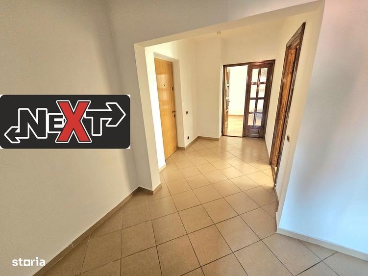 Apartament cu 3 camere în 1 Mai