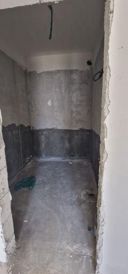 Apartament cu 3 camere decomandat în Faleza Nord