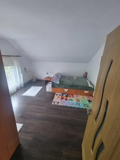Casă cu 3 camere cu Teren 450 Mp în Șard