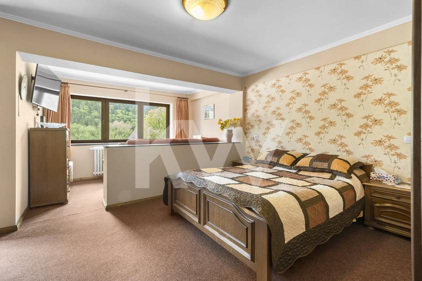 Duplex cu 8 camere cu Canalizare în Zamora