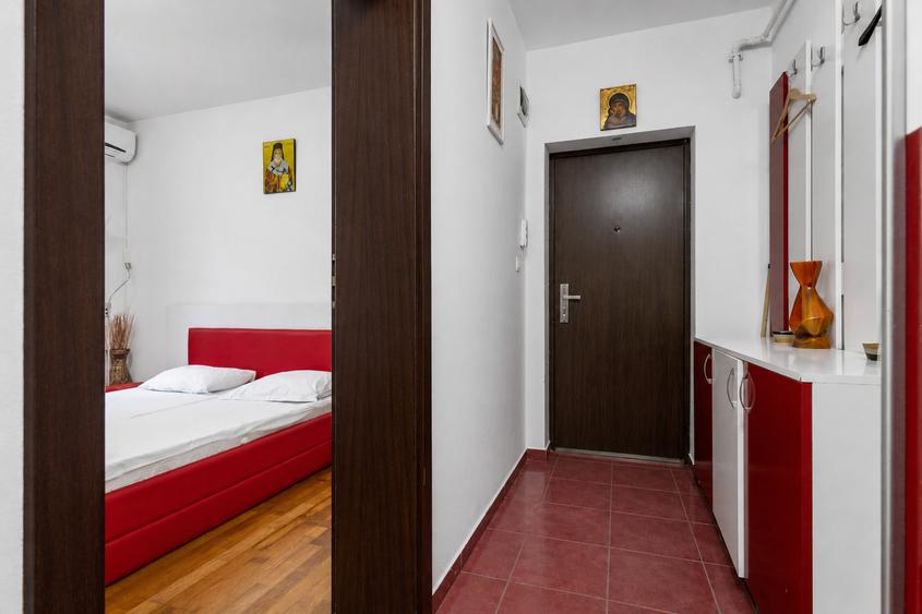 Apartament cu 2 camere decomandat în Giroc