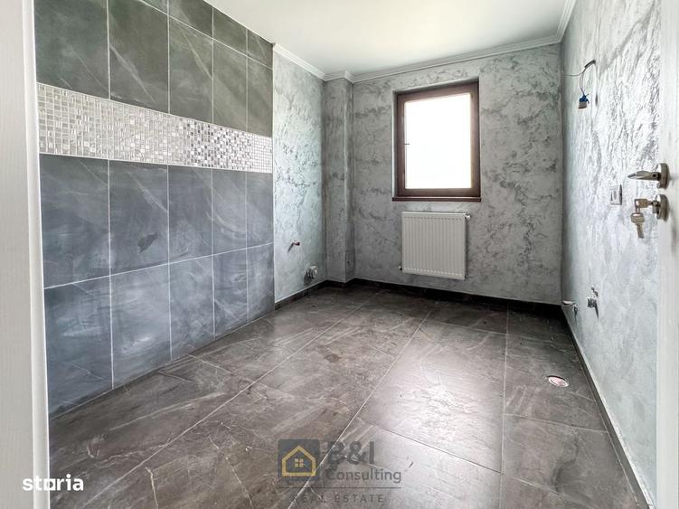 Casă cu 4 camere în Păun