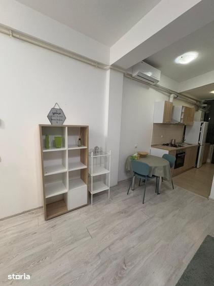 Apartament cu 3 camere în Independenței