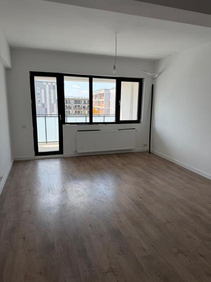 Penthouse cu 3 camere decomandat în Parcul Carol