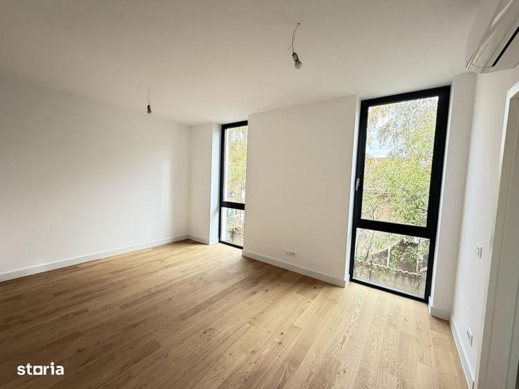 Casă cu 4 camere cu Teren 100 Mp în Dămăroaia