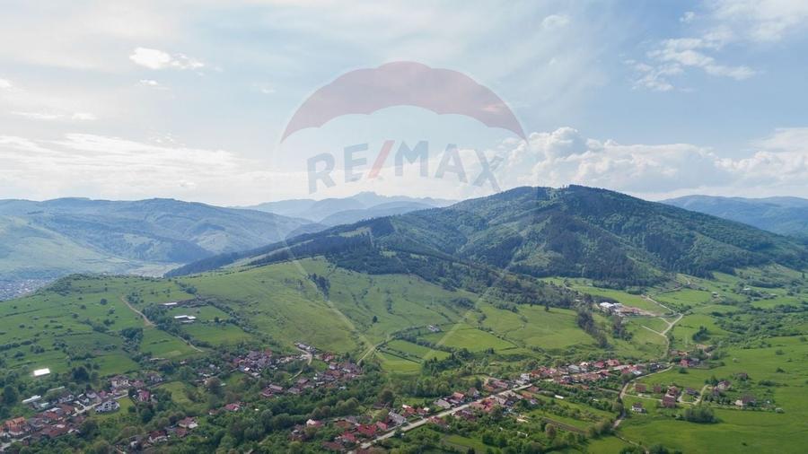 Teren agricol intravilan de 611 mp, în Tărlungeni
