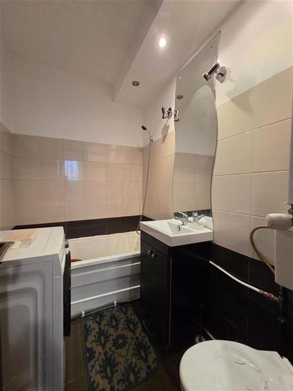 Apartament cu 2 camere nedecomandat în Tătărași