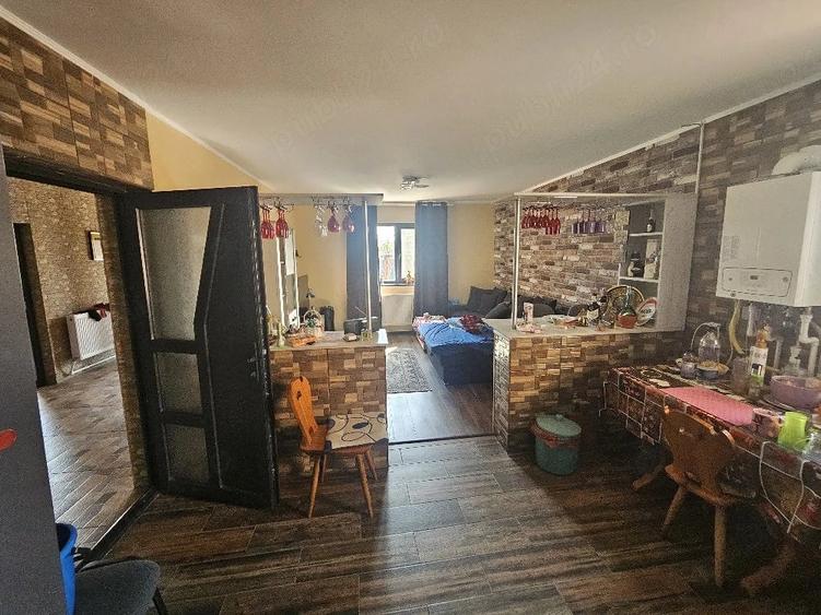 Casă cu Teren 1000 Mp în Grindu