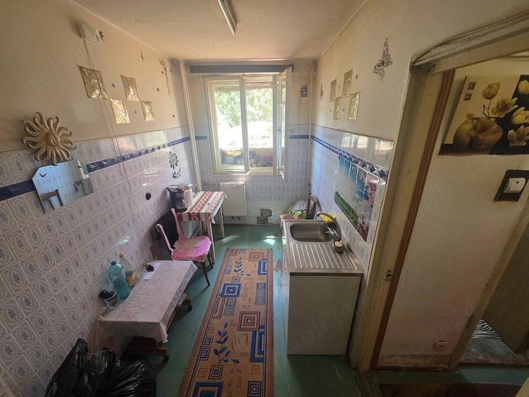 Apartament cu 2 camere decomandat în Drumul Taberei