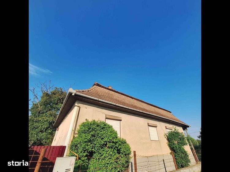 Casă cu 3 camere în Cipău