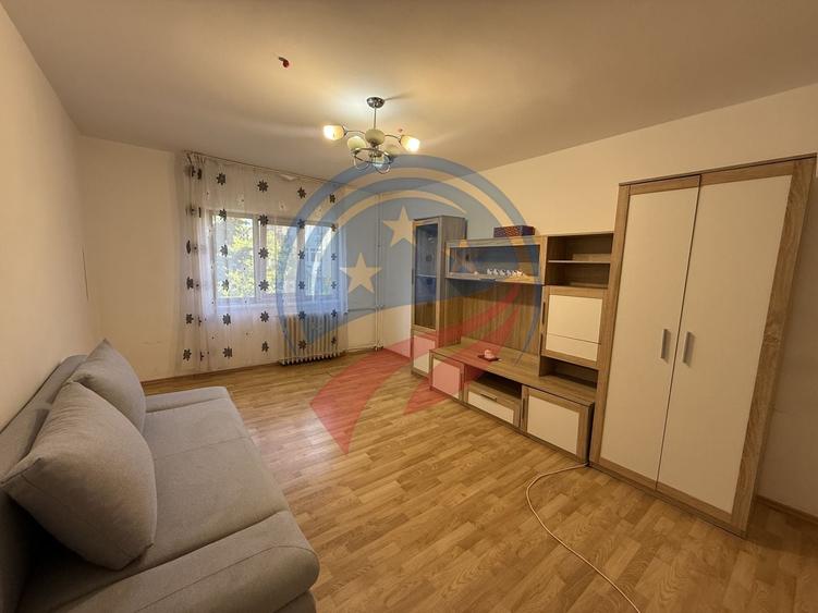 Apartament cu 2 camere decomandat, mobilat în Lăpuș