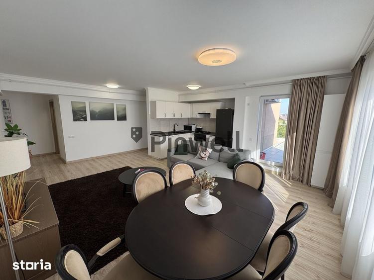Apartament cu 3 camere semidecomandat, mobilat în Nord