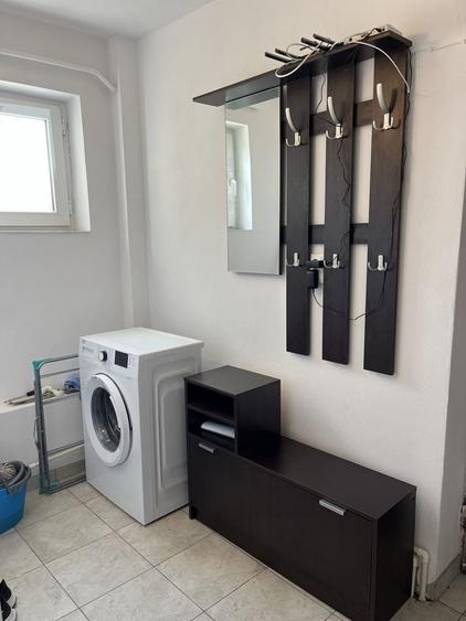 Apartament cu 2 camere nedecomandat în Central
