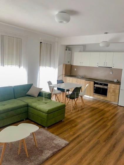 Apartament cu 2 camere semidecomandat, mobilat în Dâmbul Rotund — fotografia 2