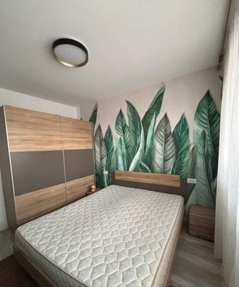 Apartament cu 3 camere semidecomandat în Drumul Taberei