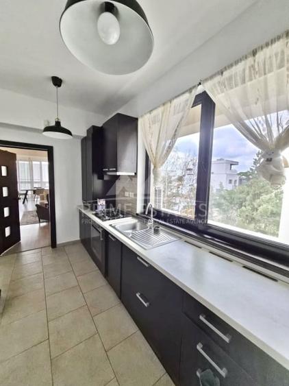 Apartament cu 3 camere decomandat, mobilat în Pipera