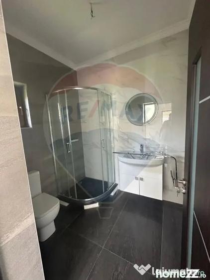 Casă cu 4 camere cu Teren 718 Mp în Lăpuș