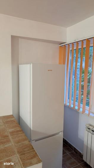 Garsoniera in zona Drumul Taberei langa metrou M5 Tudor Vladimirescu. - 2