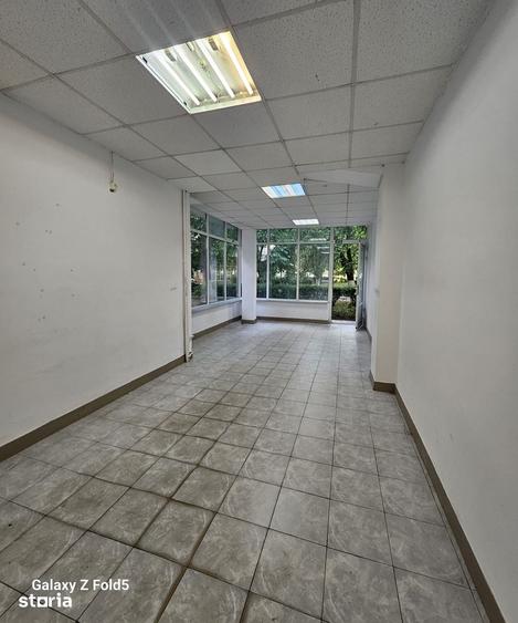 Spațiu comercial, de 45 mp, în Decebal