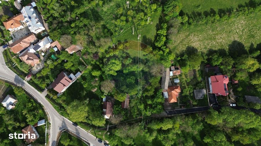 Teren de 3234 mp, în Lerești