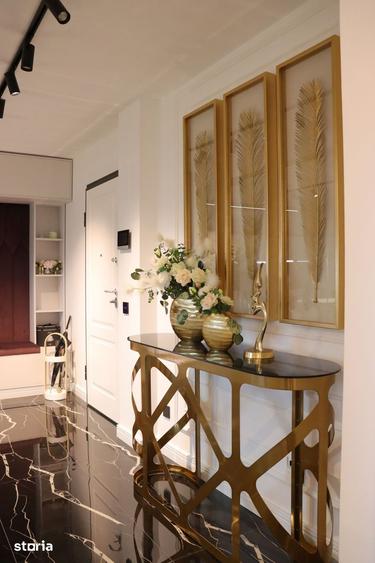Apartament cu 4 camere în Central