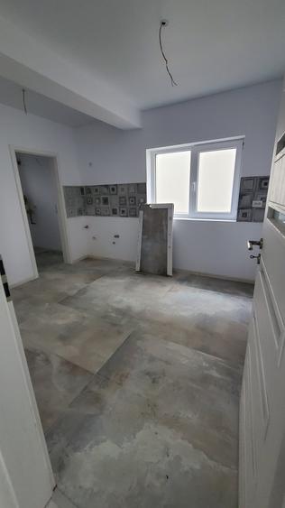 Casă individuală cu 4 camere cu Canalizare în Haliu