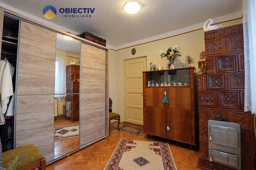 Casă individuală cu 5 camere cu Teren 312.39999389648 Mp în Gara Veche