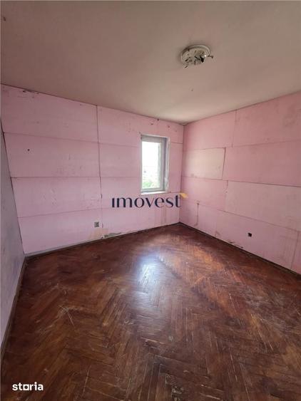Apartament cu 3 camere decomandat în Micro 15