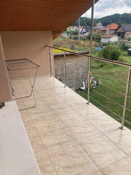 Casă individuală cu 5 camere cu Canalizare în Exterior Nord