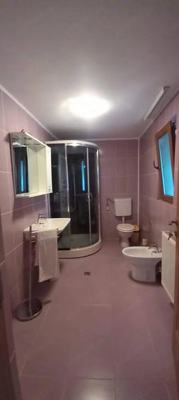 Casă cu 4 camere cu Teren 650 Mp în Lacu Sărat