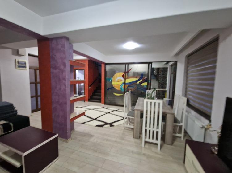 Casă individuală cu 5 camere cu Canalizare în Nord