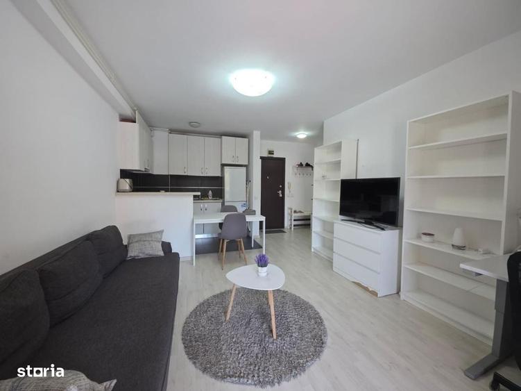 Apartament cu 2 camere semidecomandat în Central