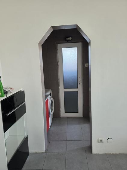 Apartament cu 2 camere semidecomandat în Titan