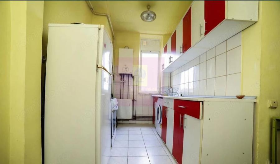 Garsonieră decomandată în Cantemir